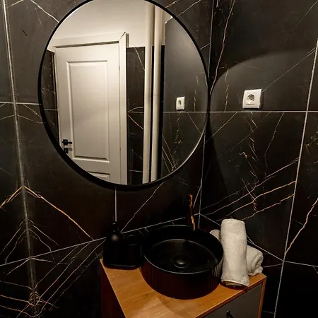 Square Haven 2 W Ac * Bukarest