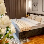 Square Haven 2 W Ac *