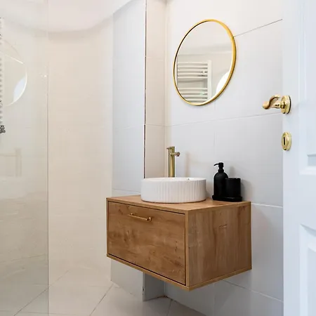 Square Haven 2a 布加勒斯特