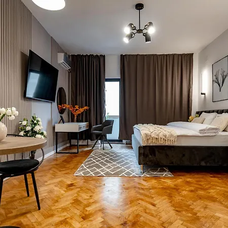 Square Haven 2 W Ac Апартаменты *