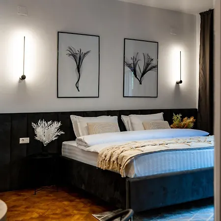 Square Haven 2 W Ac Bucharest