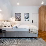 Square Haven 2 W Ac