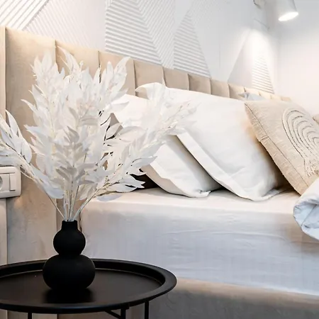 Square Haven 2a Apartament *