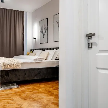 Square Haven 2 W Ac * Βουκουρέστι
